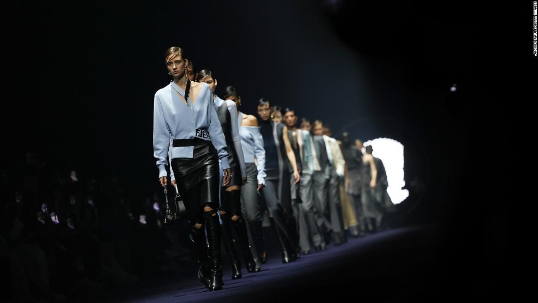 ‘a-definitive-backslide.’-inside-fashion’s-worrying-runway-trend