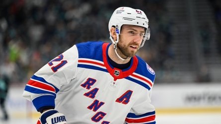 sharks-hc-ryan-warsofsky:-barclay-goodrow-has-‘turned-the-page’-on-rangers-departure