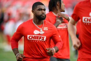 chiefs-rb-clyde-edwards-helaire-to-miss-4-games,-placed-on-non-football-illness-list