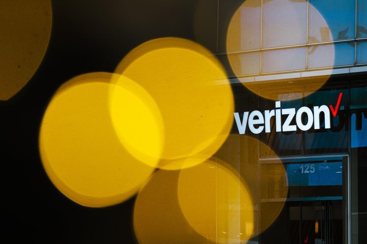 verizon’s-$9.6-billion-bid-for-frontier-expands-broadband