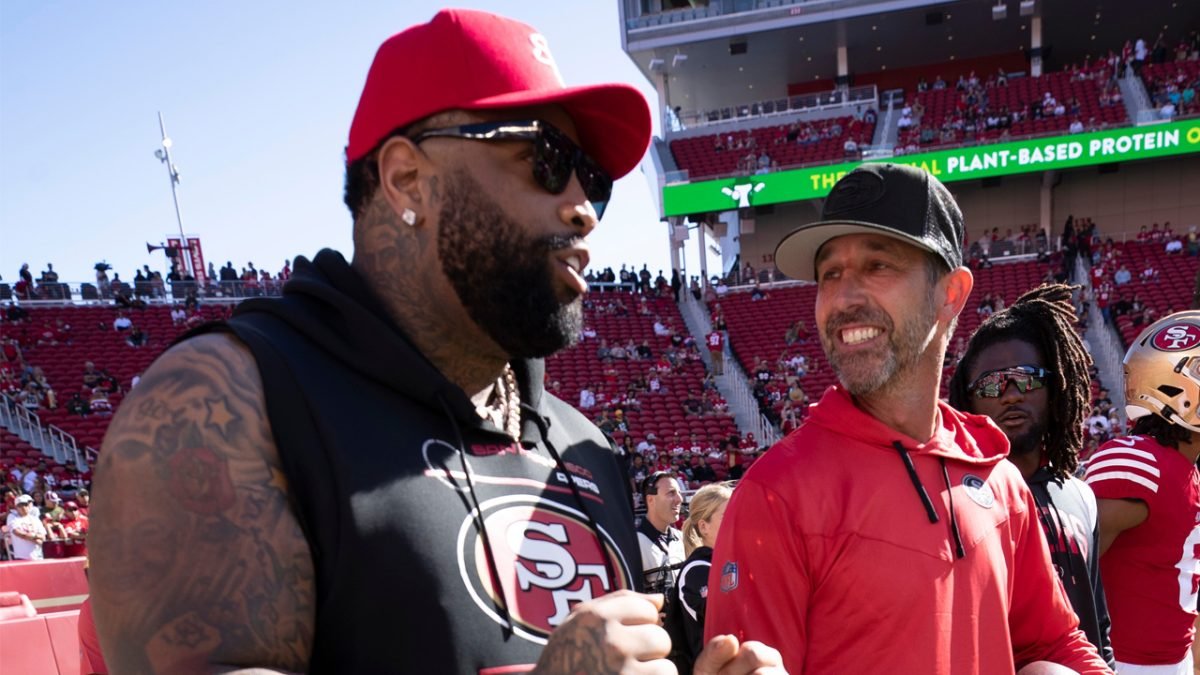 how-shanahan-phone-call-reportedly-ended-williams’-49ers-contract-holdout