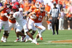 no.-21-clemson-puts-up-45-first-half-points-in-rout-of-nc-state