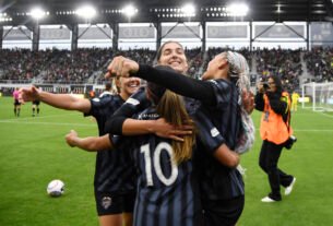 nwsl’s-big-four-win-dramatic-quarterfinals,-set-up-semifinals-full-of-star-power