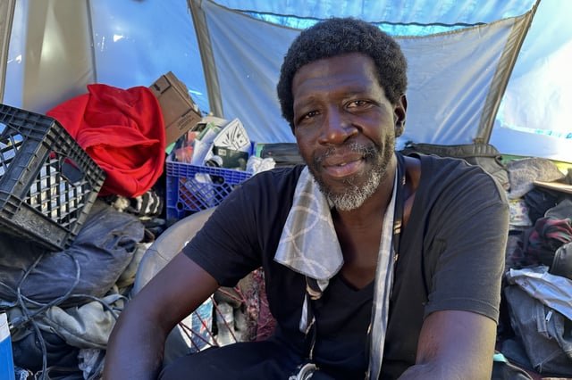 ‘waiting-list-to-nowhere’:-homelessness-surveys-trap-black-men-on-the-streets