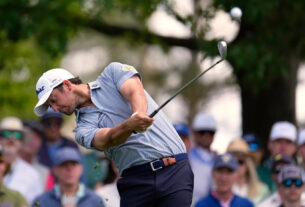 davis-riley-makes-cut-at-byron-nelson-with-eagle-after-penalty-over-distance-measuring-devices