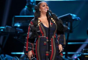 jill-scott-announces-‘who-is-jill-scott?-words-&-sounds-vol.-1’-23rd-anniversary-tour