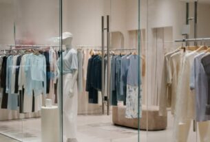 record-$4.1-billion-retail-buying-spree:-what-this-market-recovery-means-for-your-portfolio