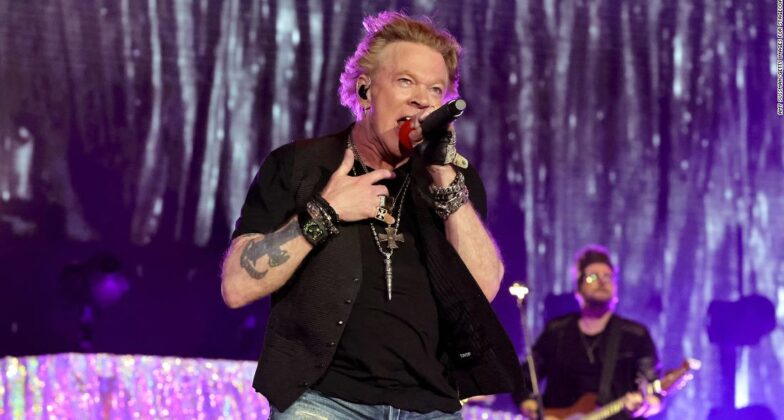 axl-rose-will-stop-tossing-mic-after-a-fan-was-reportedly-injured