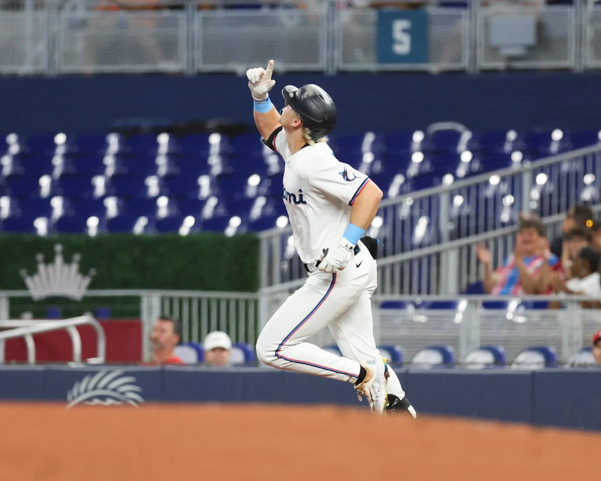marlins-extend-winning-streak-to-8,-1-shy-of-club-record,-with-a-2-0-victory-over-the-twins