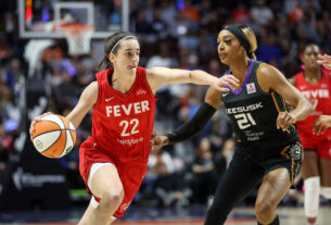 caitlin-clark-turns-heads-during-indiana-fever-practice-on-monday