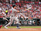 murphy-hits-two-long-hrs,-braves-beat-cardinals-6-5