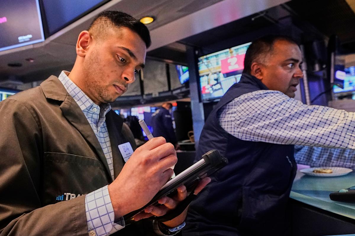 wall-street-rallies-as-a-cut-to-interest-rates-next-week-looks-more-certain