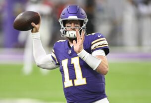 carson-wentz-will-be-first-player-to-start-for-six-teams-in-six-consecutive-seasons