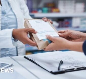 prescription-charges-frozen-in-england