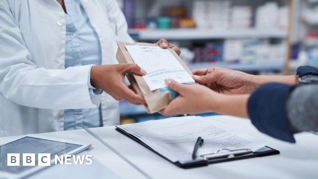 prescription-charges-frozen-in-england