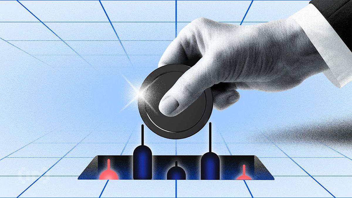 blackrock’s-ibit-defies-bitcoin-slump-to-beat-gold-in-2025-etf-flows