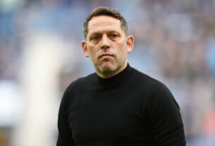 approval-rating:-reading-fans-pleased-with-leam-richardson’s-start