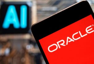 oracle-to-raise-up-to-$50bn-for-cloud-infrastructure-buildout