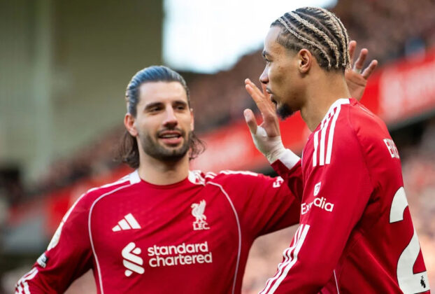 premier-league:-liverpool-2-0-up-against-west-ham,-everton-retake-lead-at-newcastle