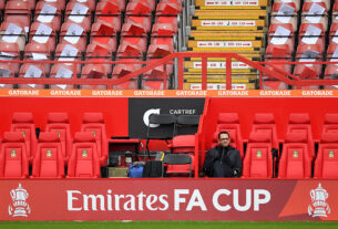 -rosenior-names-starting-xi-with-nine-changes-for-fa-cup