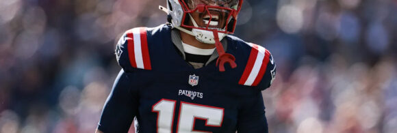 patriots-trade-former-third-round-draft-pick-to-texans