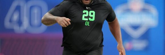 patriots-predicted-to-draft-big-12-tackle-to-possibly-replace-morgan-moses