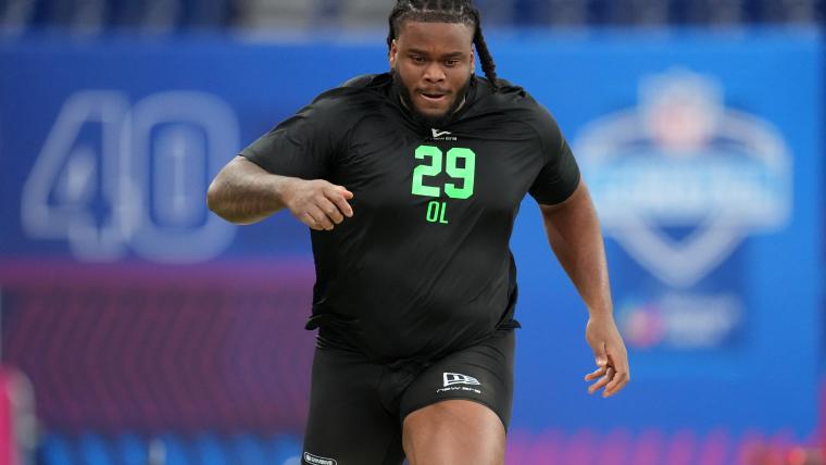 patriots-predicted-to-draft-big-12-tackle-to-possibly-replace-morgan-moses