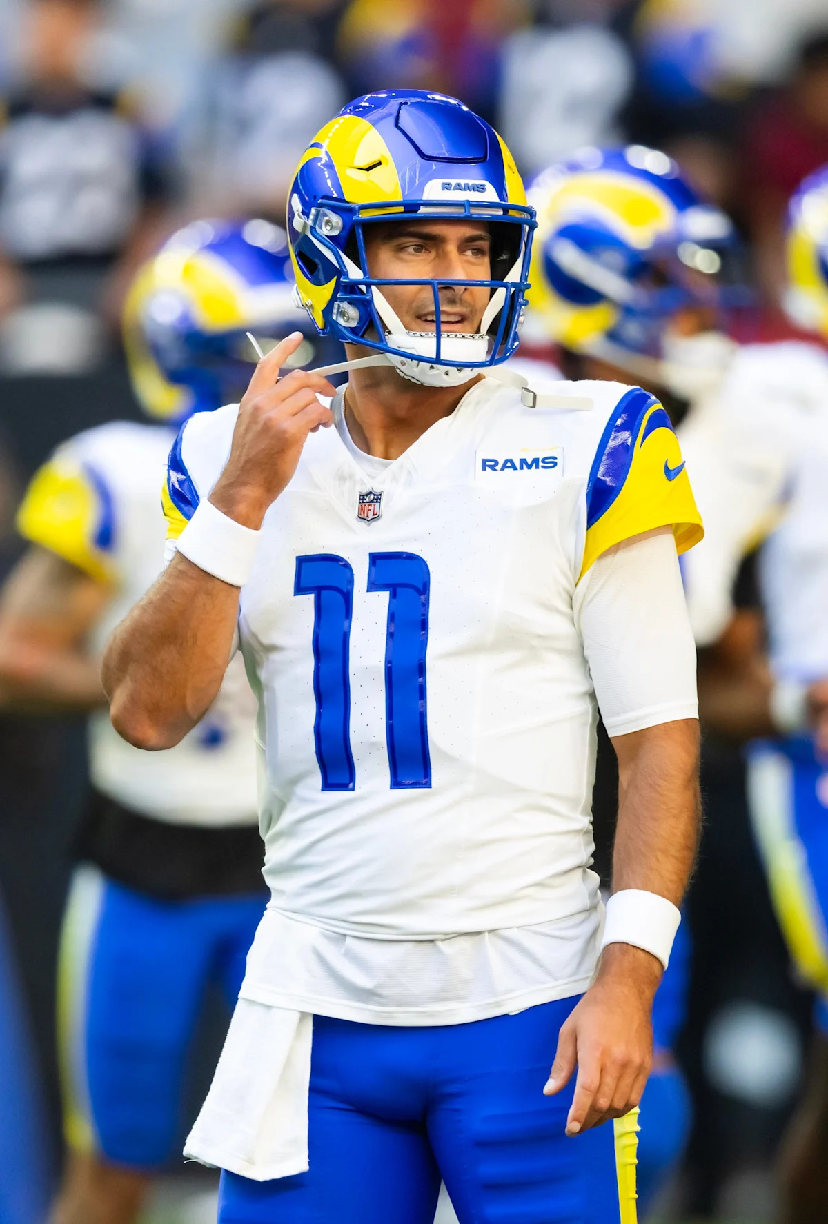 jimmy-garoppolo-is-mulling-retirement.-here's-what-that-means-for-the-rams