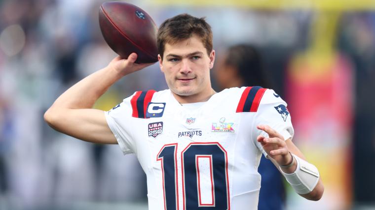 patriots'-hunter-henry-reveals-underrated-aspect-of-drake-maye's-second-year