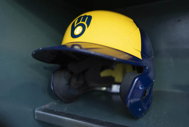 updated-milwaukee-brewers-roster