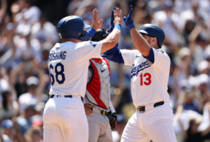 dalton-rushing-gets-public-support-from-max-muncy-amid-scrutiny