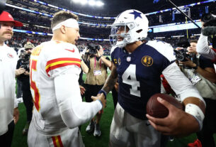 top-10-qb-salaries,-including-cowboys-dak-prescott,-after-mahomes-deal