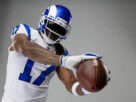 rams-unveil-alternate-uniforms-to-honor-la's-1951-title-team,-1960s-fearsome-foursome-era