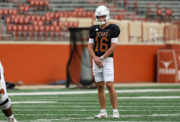 longhorns-daily-news:-four-texas-players-earn-walter-camp-player-of-the-year-watch-list-nod