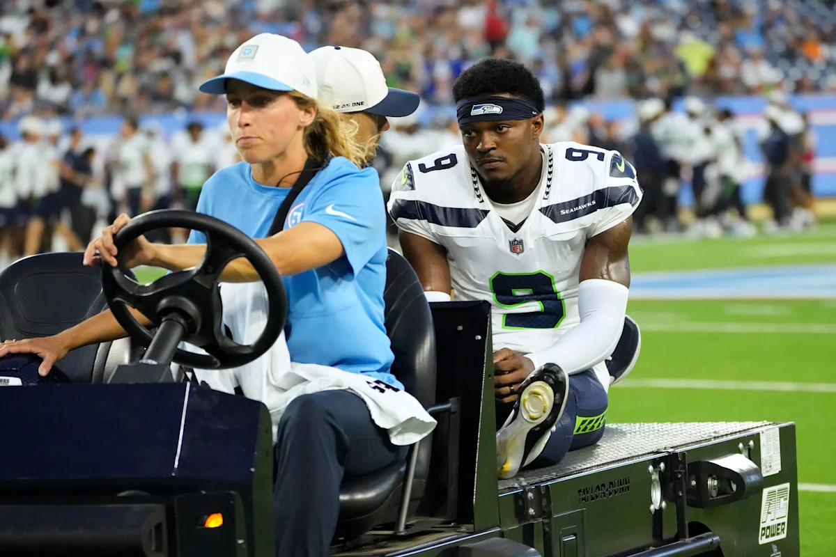rookie-lb-bud-clark-among-2-major-injuries-for-seahawks-against-the-titans