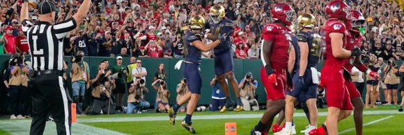 notre-dame's-flanigan-continues-family-tradition-by-delivering-at-lambeau