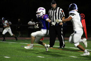 nonnewaug-football-opens-its-1st-season-in-the-nvl-with-a-hard-fought-win-over-oxford