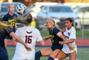 photos-from-the-no-7-simsbury-girls-soccer-team's-win-over-no.-9-farmington