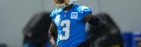 chargers'-derwin-james-provides-update-on-pinky-injury
