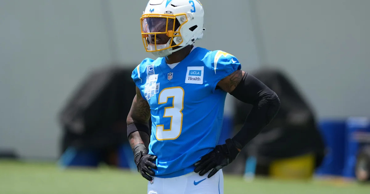 chargers'-derwin-james-provides-update-on-pinky-injury