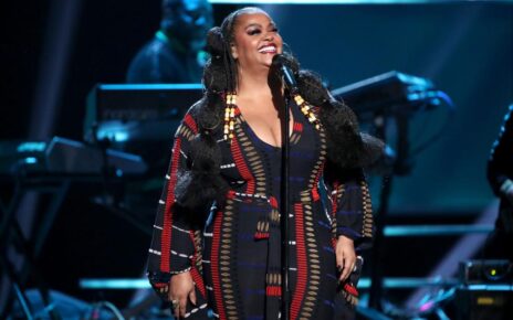 jill-scott-announces-‘who-is-jill-scott?-words-&-sounds-vol.-1’-23rd-anniversary-tour