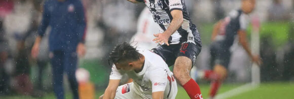 -he's-already-on-a-yellow!-linesman-sends-player-tumbling